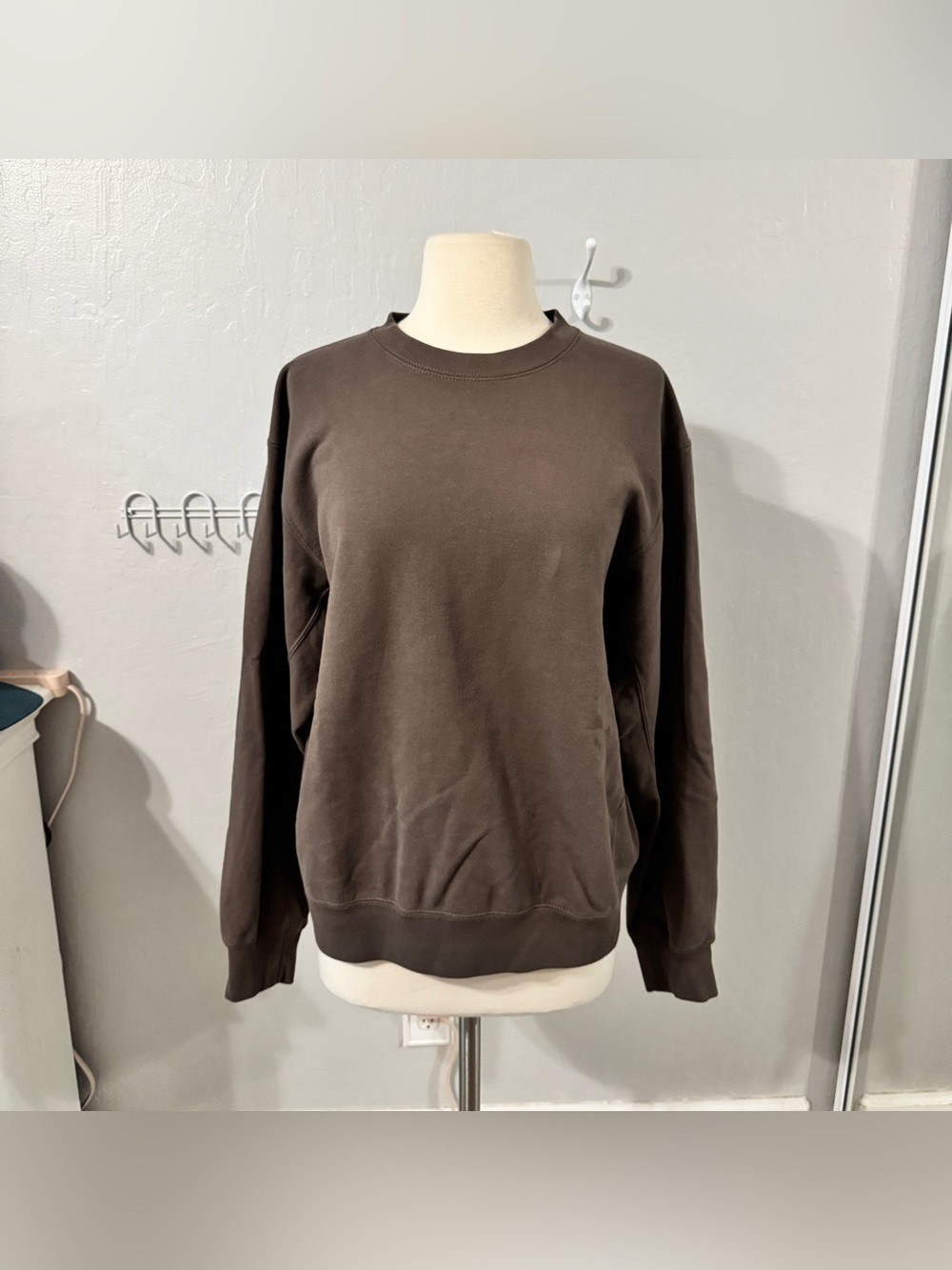 Uniqlo Brown Crewneck
